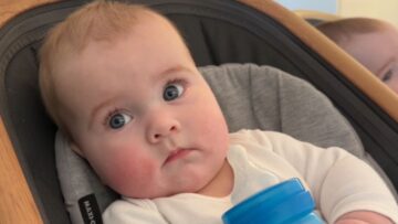 Babys-adorable-reaction-to-moms-sneeze-Super-Cute.jpg