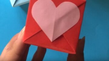 DIY-paper-mini-bags-The-perfect-window-shopping-companion.jpg