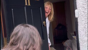 Daughters-Epic-Homecoming-Shenanigans-After-8-Months-Mums-Reaction.jpg