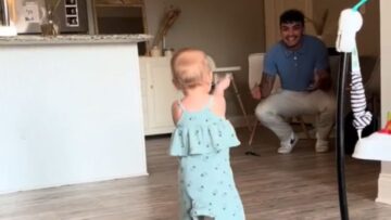 Daughters-Joy-Lights-Up-the-Room-as-Dad-Comes-Home.jpg