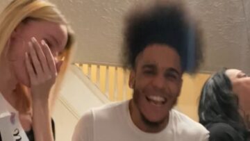 Expecting-Excitement-Parents-Hilarious-Reaction-to-Their-Babys-Gender-Reveal.jpg