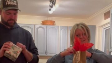 Mom-Bros-Priceless-Reaction-to-Surprise-Pregnancy-Reveal.jpg