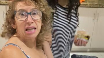 Mom-Daughters-Hilarious-Pranks-Spooky-Screams-Who-Can.jpg