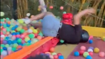 Mountain-Cart-Ride-Takes-a-Hilarious-Turn-You-Wont.jpg