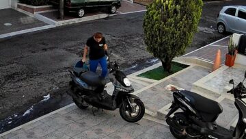 Watch-This-Womans-Epic-Tumble-While-Tidying-Up-–-Its.jpg