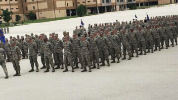 2-Months-Apart-Emotional-Military-Reunion-Will-Melt-Your-Heart.jpg
