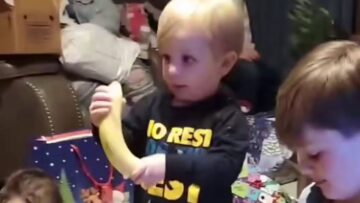 Joyful-Kids-Christmas-Surprise-with-a-Giant-Banana-Brings-Endless.jpg