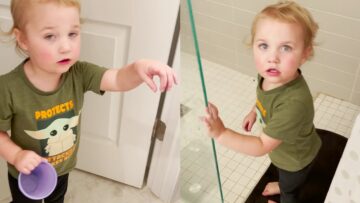 Toddlers-Hilarious-Attempt-to-Request-a-Shower-Adorable.jpg