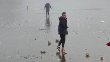Slipping-into-Laughter-Epic-Ice-Wipeouts-That-Will-Make-You.jpg