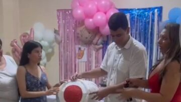 Unexpected-Pink-Smoke-Surprise-Gender-Reveal-Goes-Hilariously-Wrong.jpg